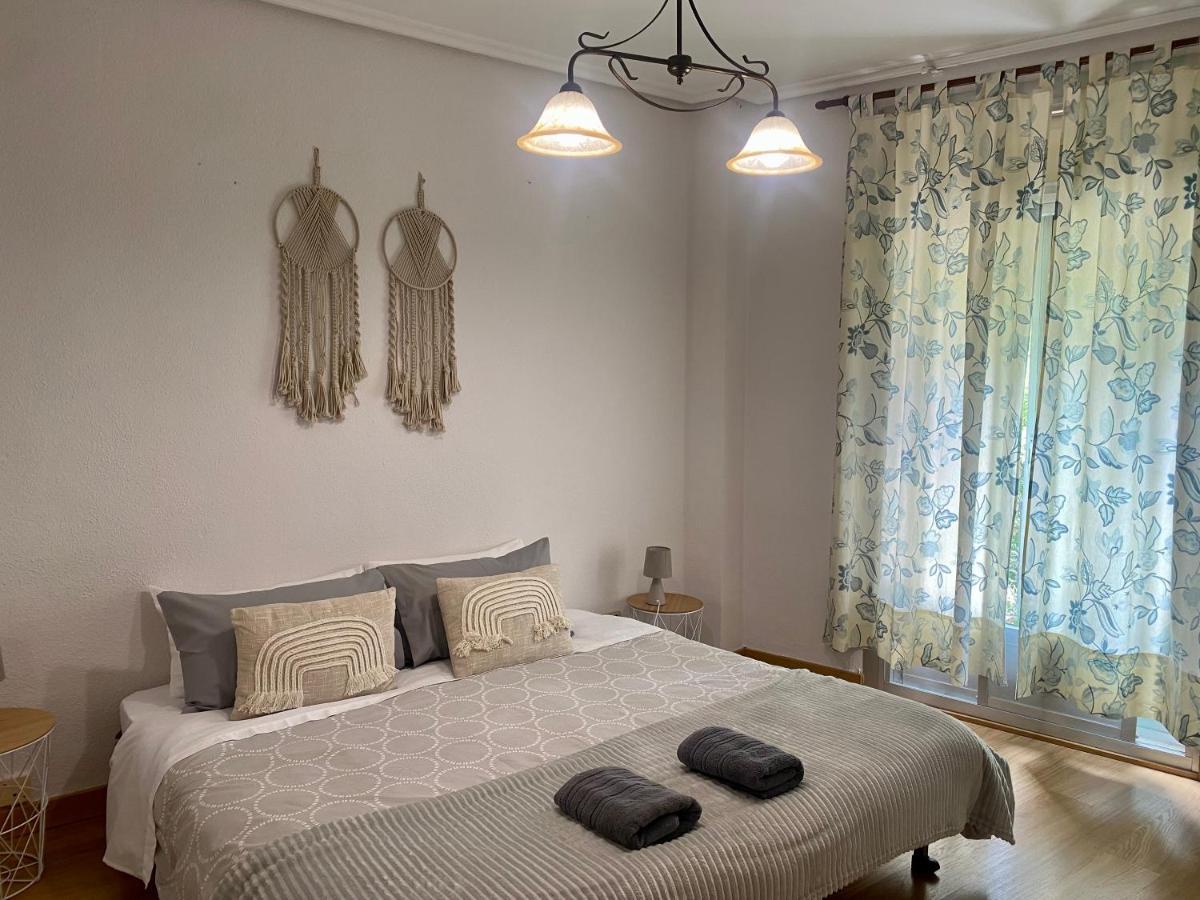 Breton 50 Apartment Logrono Luaran gambar