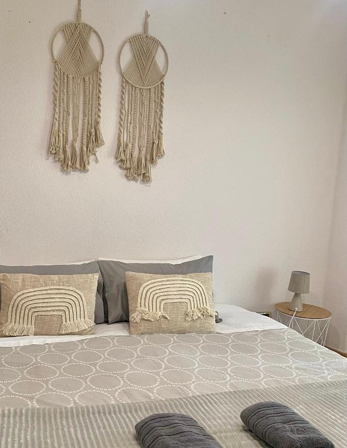 Breton 50 Apartment Logrono Luaran gambar